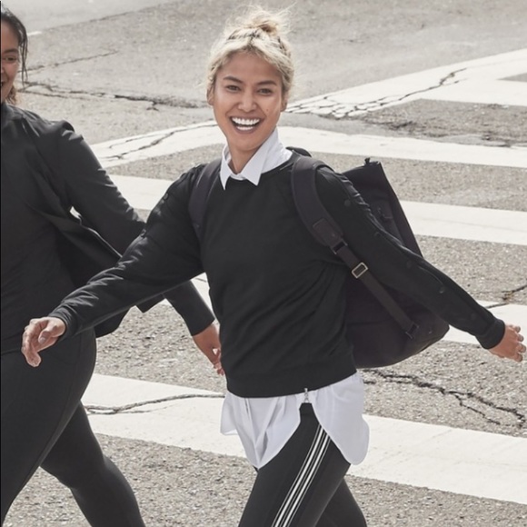 Athleta Snappy Sweatshirt Black Size XS - Picture 2 of 13